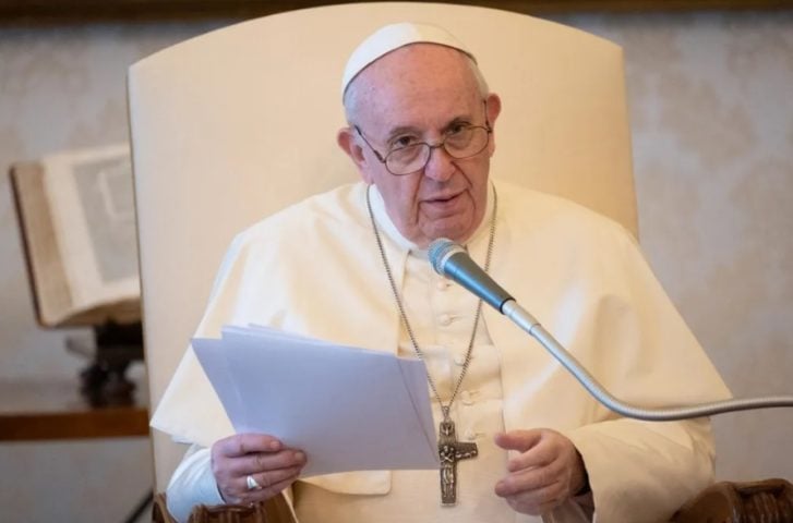 O papa Francisco, por exemplo, é portenho. Nascido Jorge Mario Bergoglio, o sumo pontífice da Igreja Católica é natural do bairro de Flores, na cidade de Buenos Aires.
