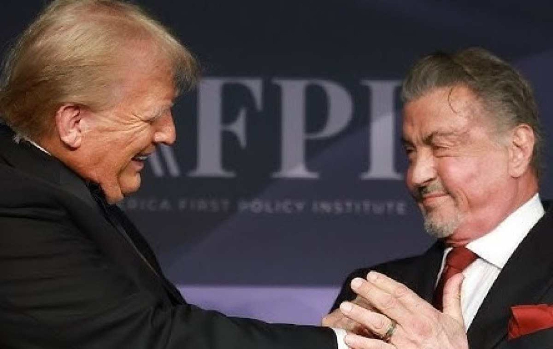 Trump foi elogiado por Stallone nessa quinta-feira -  (crédito: Reprodução/YouTube)