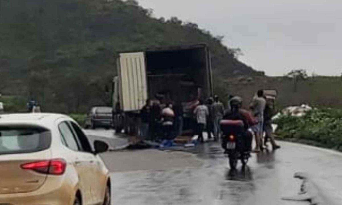 Acidente aconteceu na BR-381, em São Gonçalo do Rio Abaixo -  (crédito: Divulgação/Sevor)