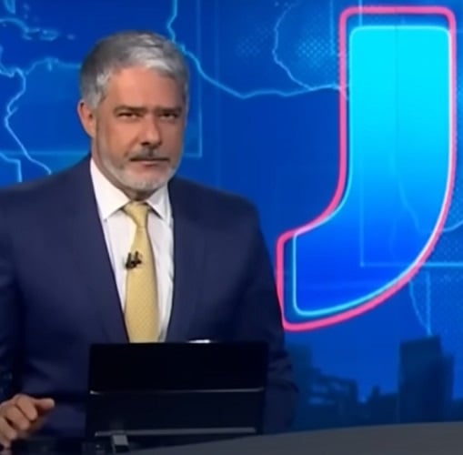 Desde então, ele se tornou o rosto do programa, sendo o apresentador mais longevo da história do telejornal. Mas já se tornou habitual o rumor sobre sua saída da bancada do JN, o que é negado constantemente pelo jornalista. Especula-se que até 2026, Bonner irá se aposentar, abrindo espaço para outro (a) apresentador (a).