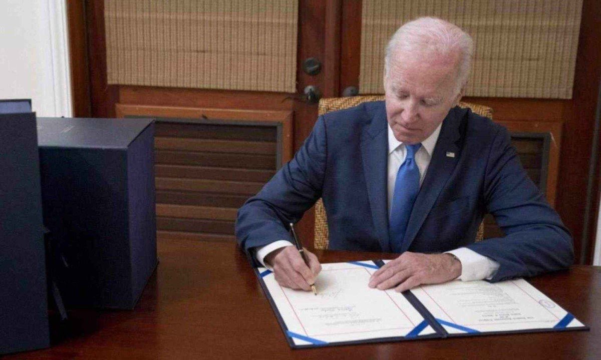 Joe Biden autorizou que mísseis de longo alcance fornecidos para a Ucrânia sejam usados para ataques dentro da Rússia -  (crédito: Official White/Erin Scott)