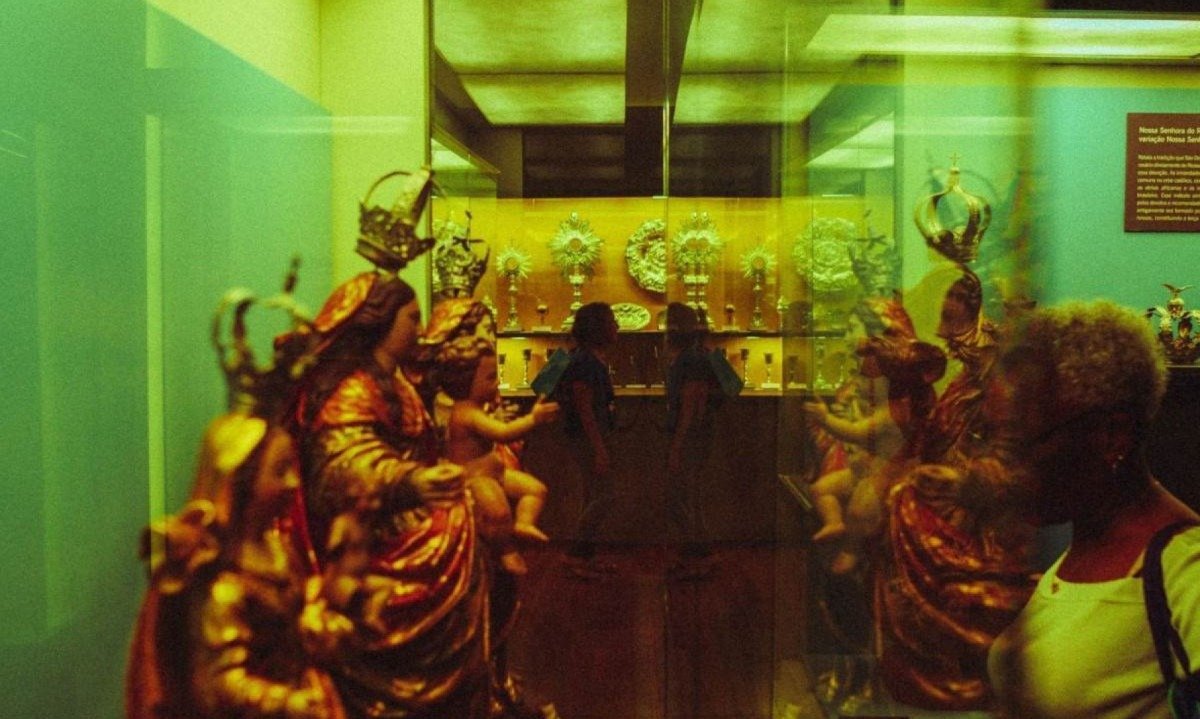 Daniel Monteiro fotografa a relação das pessoas com o Museu Mineiro, em Belo Horizonte -  (crédito: Daniel Monteiro/divulgação)