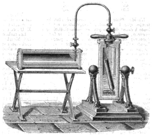 O químico francês Adrien-Jean-Pierre Thilorier foi quem descobriu o gelo seco, em 1835. 