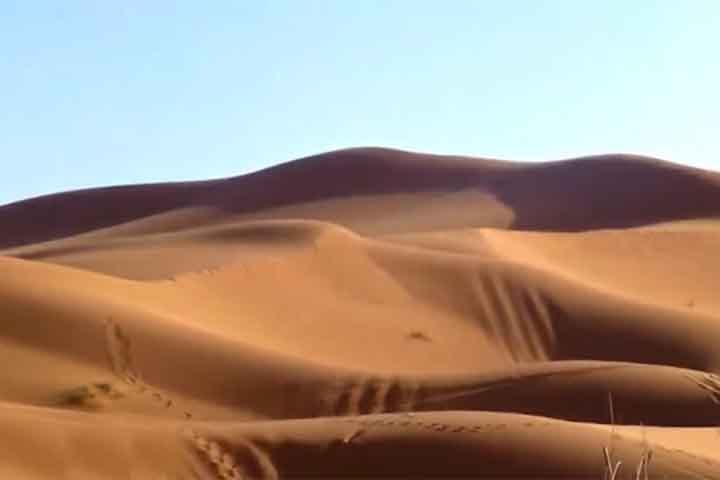 Além do continente africano, é possível encontrar dunas estelares na China, América do Norte e Oriente Médio. 

