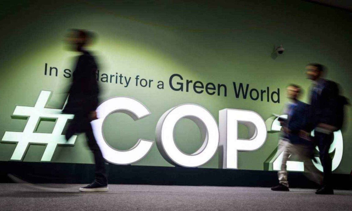 Para entender melhor a importância, é preciso saber que as COP são organizadas por um time composto de Presidente, Chair e High Level Champions (HLC), por parte do país anfitrião e pelo secretariado por parte da UNFCCC -  (crédito: Alexander NEMENOV / AFP)