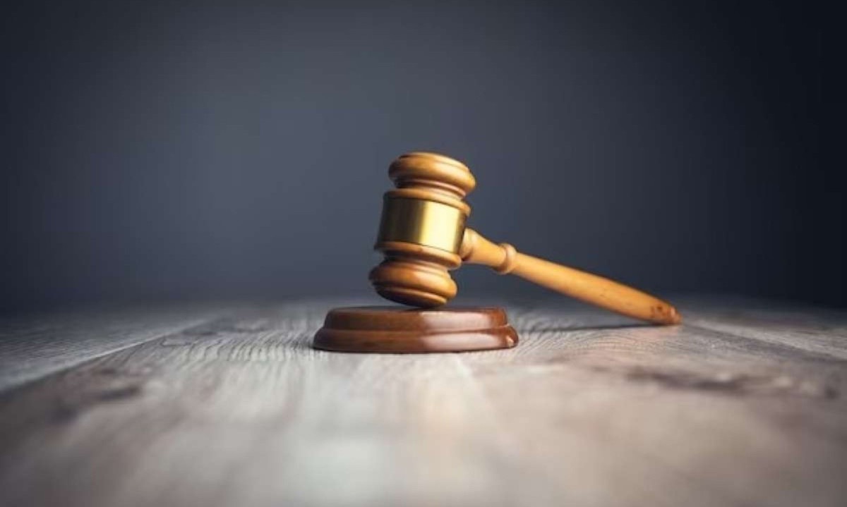 Conforme a Justiça do Trabalho, a funcionária era chamada de "camarão" e alusão a cor da pele, a situação foi confirmada pelo acusado -  (crédito: Reprodução / Freepik)