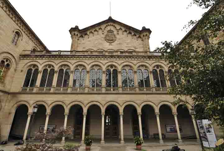 Membros da equipe de estudos da Universidade de Barcelona, David Amblàs e Anna Sanchez-Vidal afirmaram que um dos focos da expedição foi avaliar como esse fluxo acelerado de água pode modificar o relevo da região a partir do transporte de sedimentos. 