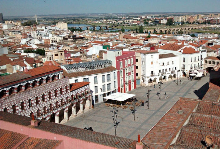 Atualmente, segundo dados do Instituto Nacional de Estatística da Espanha (INE), 1.397 brasileiros vivem na Extremadura. 