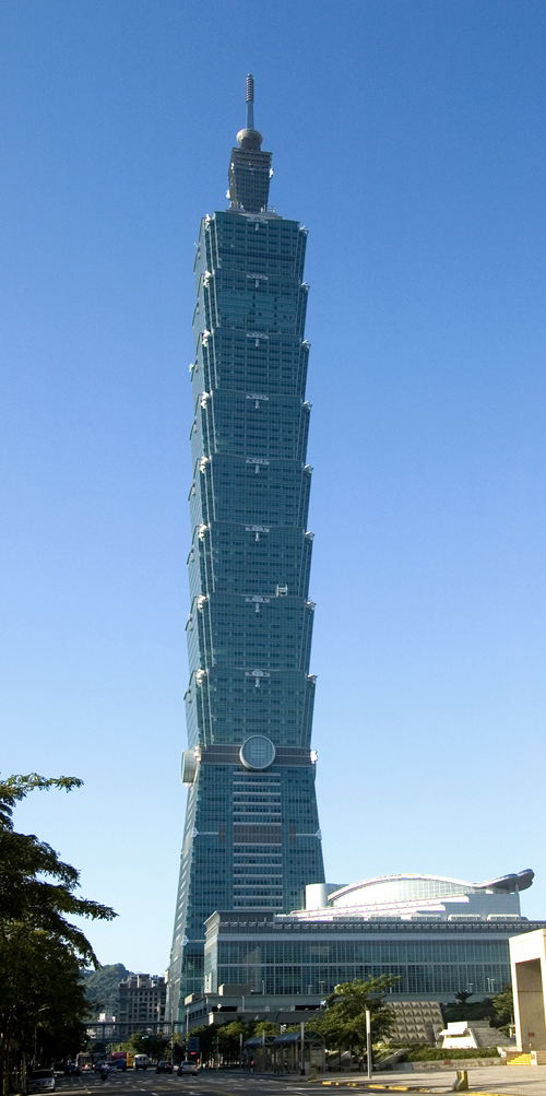 Taipei 101 - Fica em Taipei, capital de Taiwan. Tem 450 metros. Inaugurado em 2004. 