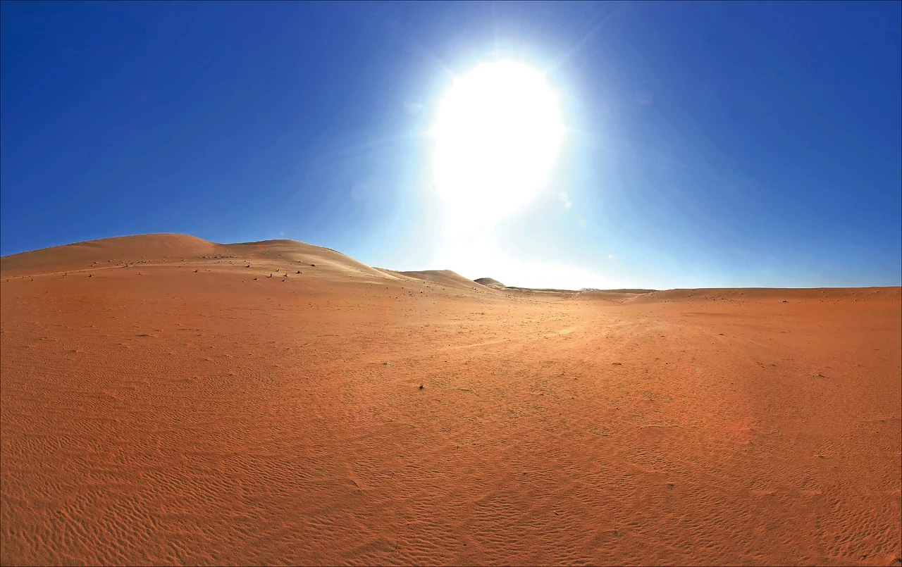 Outra espécie de deserto ocorre quando correntes de vento sopram do equador para os trópicos em altitudes bem elevadas. Um típico exemplo disso é o Deserto do Saara, na África. 