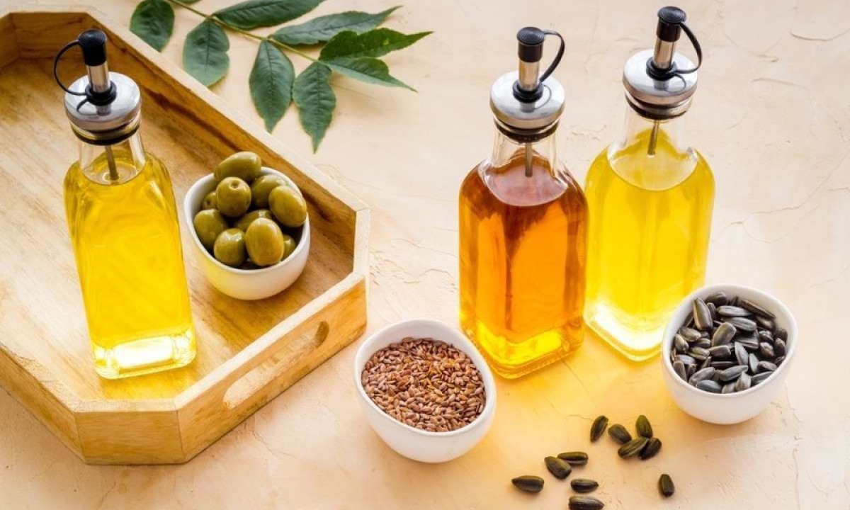 Os óleos são versáteis na cozinha e fornecem diversos benefícios para a alimentação -  (crédito: FreePik/Reprodução)