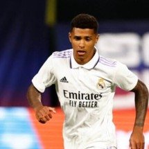 Sandra Gutiérrez e Vinicius Tobias engataram um romance após polêmica envolvendo o jogador -  (crédito: Foto: Instagram)