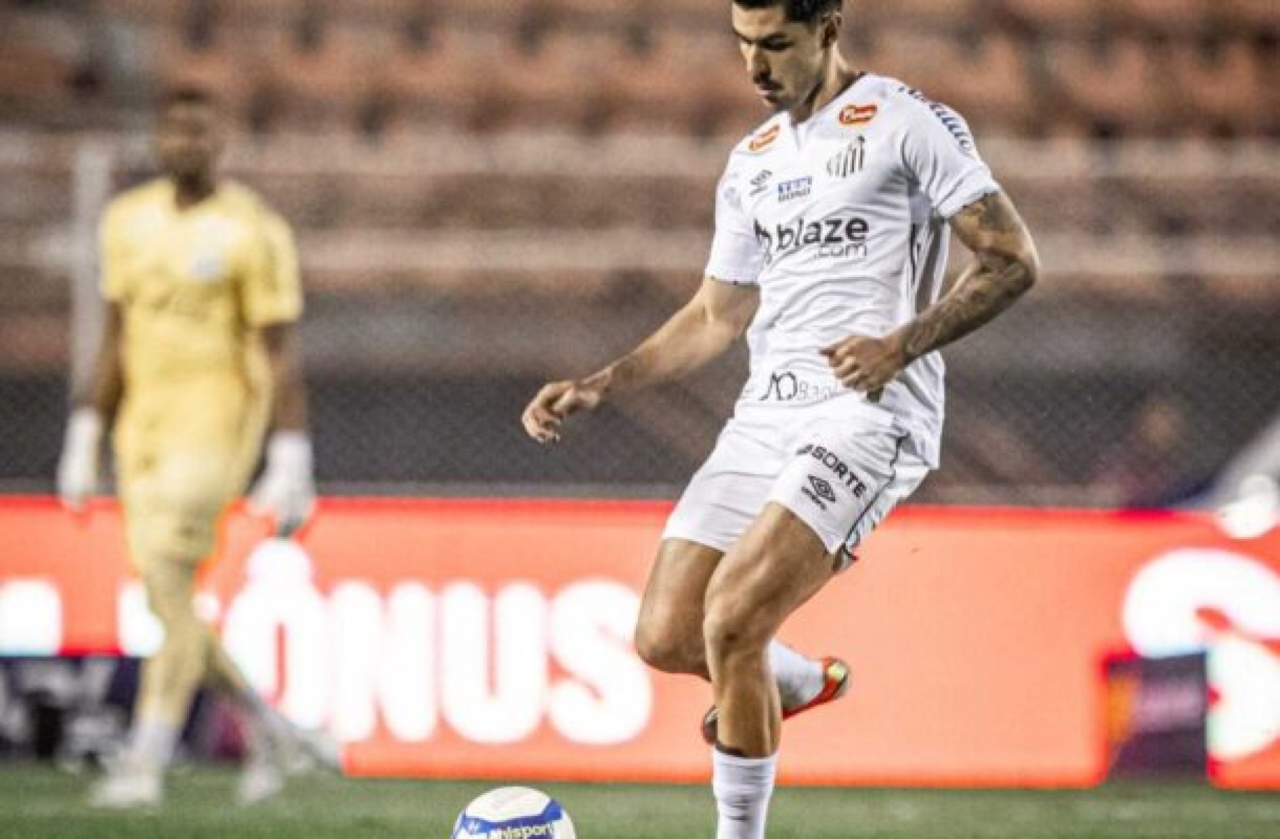 João Basso celebra acesso do Santos e projeta a próxima temporada