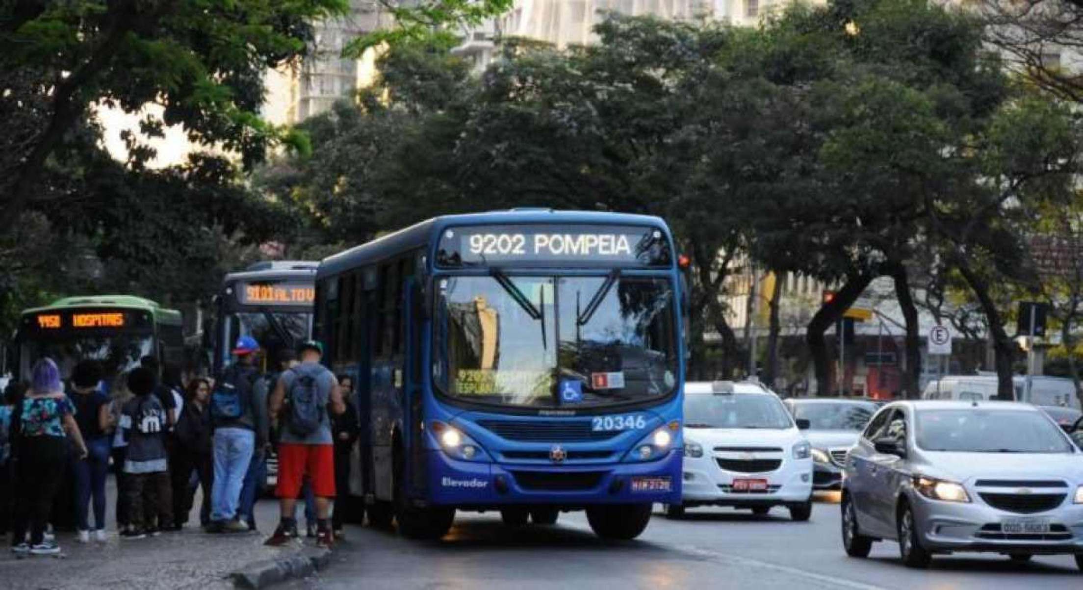 Pontos de ônibus em BH serão alterados; confira as mudanças