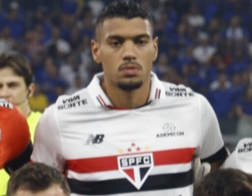 RUAN - Foi o mais seguro da defesa são-paulina, conseguindo ganhar a maioria das jogadas. Ainda assim, perdeu uma bola no primeiro tempo que quase resultou em gol do Bragantino - NOTA 6,5 - Foto:  Rubens Chiri/SPFC 