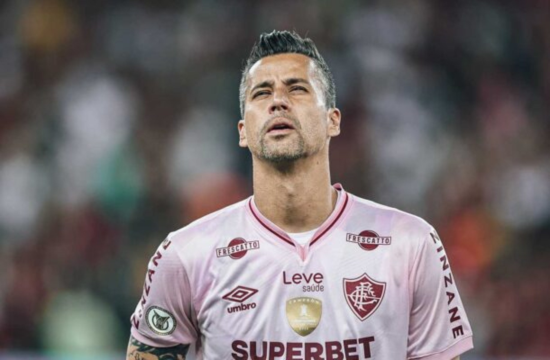 Fábio, do Fluminense, se destaca nas defesas difíceis e pode ser decisivo na reta final