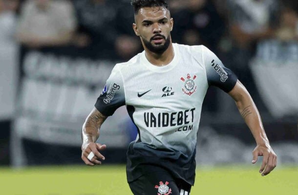 RANIELE - Bom papel como volante e ficando mais preso na defesa para dar maior liberdade aos companheiros de meio de campo . Saiu para entrada de Alex Santana no segundo tempo - NOTA 6,0 - Foto: Rodrigo Coca/Agência Corinthians 