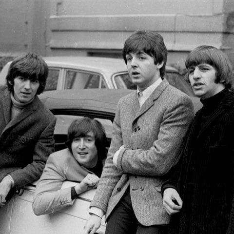 Lennon e McCartney haviam estabelecido uma parceria de composição à medida que o sucesso da banda crescia. Na época, muitas bandas cantavam músicas sugeridas por gravadoras, e os Beatles romperam essa dinâmicas com um disco repleto de composições próprias. 