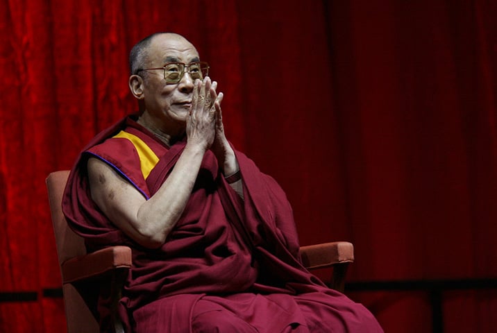 Tensin Gyatso - 14º Dalai Lama - Nascido em 6/7/1935, é líder espiritual do Budismo Tibetano (dalai lama é a expressão dessa linhagem espiritual). Prêmio Nobel da Paz em 1989. A revista Time o nomeou 