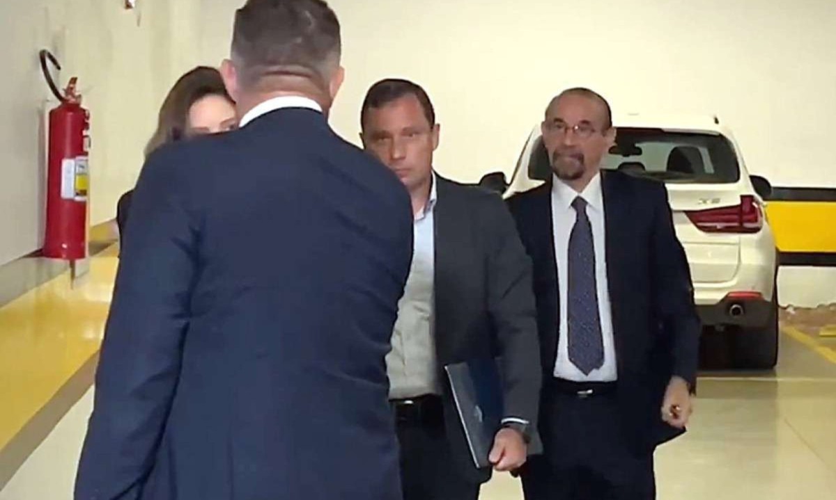  21/11/2024 - Mauro Cid chega  ao  STF para nopvo depoimento  -  (crédito:  Renato Siouza/Cb/Reprução/Video)