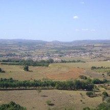 Fenômenos sobrenaturais assustam em fazendas do interior de SP - wikimedia commons angelo.abranches