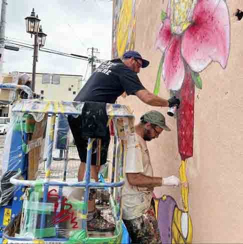 Os Gêmeos (como são conhecidos os artistas Otávio e Gustavo Pandolfo) são referências nessa expressão artística, contribuindo na criação de um estilo brasileiro de grafite. 