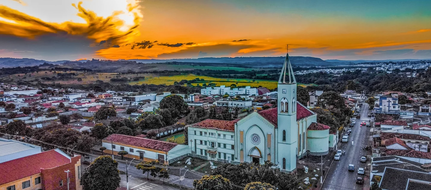 Destinos turísticos apostam em Place Branding para fortalecer identidade e atrair visitantes