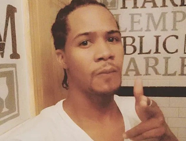 Um episÃ³dio polÃªmico na vida de Freeman foi a suposta relaÃ§Ã£o Ã­ntima com a neta de jeanette, sua primeira esposa, E'Dena Hines. A jovem acabou sendo morta a facadas por Lamar Davenport (foto), que ela namorava na ocasiÃ£o (em 2015) 