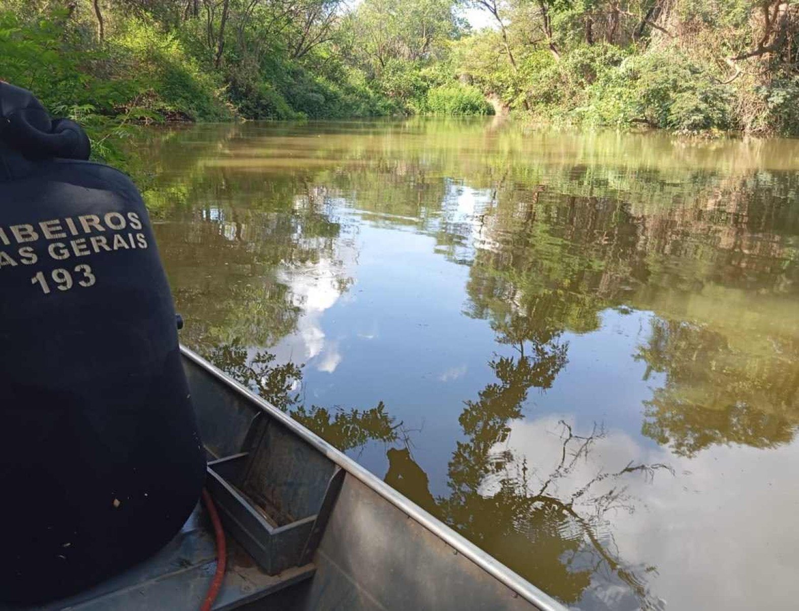 MG: adolescente morre afogado em rio durante brincadeira com amigos
