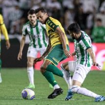 Jogo do Juventude com o Cuiabá foi decidido no finzinho  -  (crédito: Asscom Dourado)