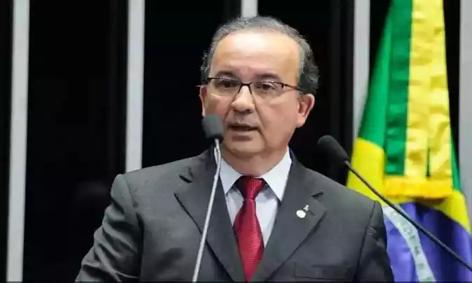 Governador bolsonarista: 'O Brasil precisa de paz para trabalhar' - SENADO FEDERAL/REPRODUÇÃO