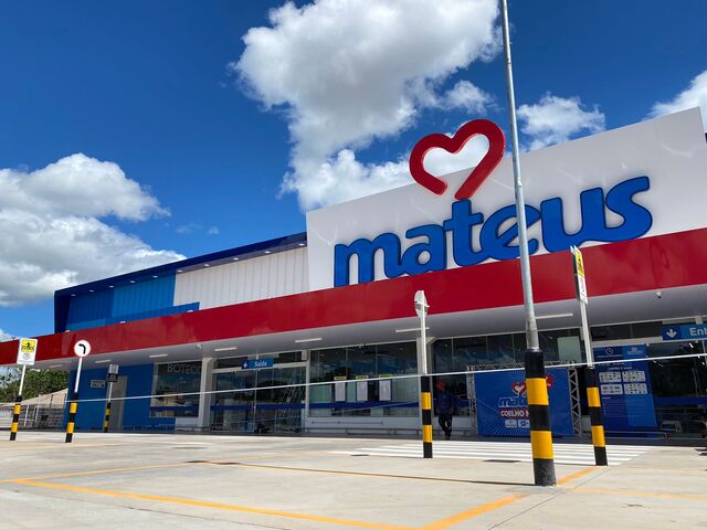 Com várias lojas em estados nordestinos, o Mateus Supermercados se destaca pela eficiência operacional e pela capacidade de atender a uma vasta base de clientes.