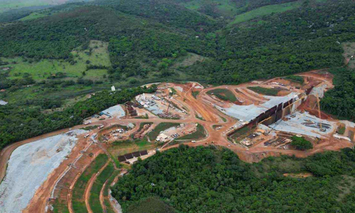 Barragem Serra Azul, da Arcelormittal, Em Itatiaiuçu, está no último nível de emergência, segundo a Agência Nacional de Mineração, e fica perto de importante reservatório de água da Grande BH

 -  (crédito:  Alexandre Guzanshe/EM/D.A.Press)