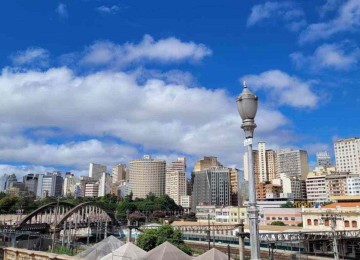 O domingo (24) em Belo Horizonte foi de céu parcialmente nublado a nublado ao longo do dia -  (crédito: Gladyston Rodrigues/EM/D.A Press)