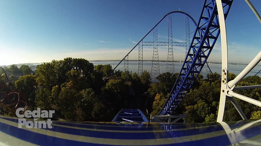 Millenium Force - EUA - Fica em Cedar Point, no estado de Ohio. 