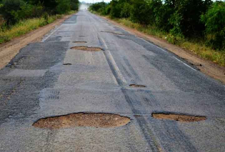 PE-545, de Exu a Ouricuri (PE) - 
Tem cerca de 70 km entre Exu e Ouricuri, no estado de Pernambuco. A administração dessa rodovia é responsabilidade do DER-PE (Departamento de Estradas de Rodagem de Pernambuco), que é o órgão estadual responsável pela manutenção e operação da via.
