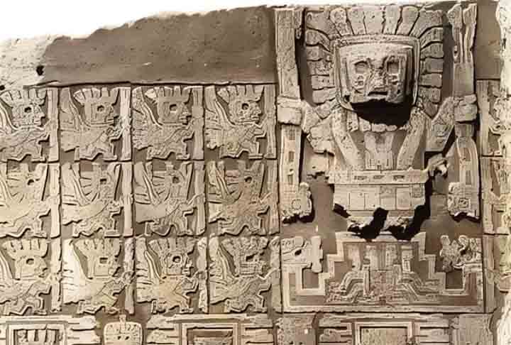 A cultura Tiwanaku se desenvolveu em torno do centro cerimonial homônimo próximo ao lago Titicaca. Posteriormente, a cultura inca estabeleceu um vasto império no século XV, pouco antes da chegada dos espanhóis.