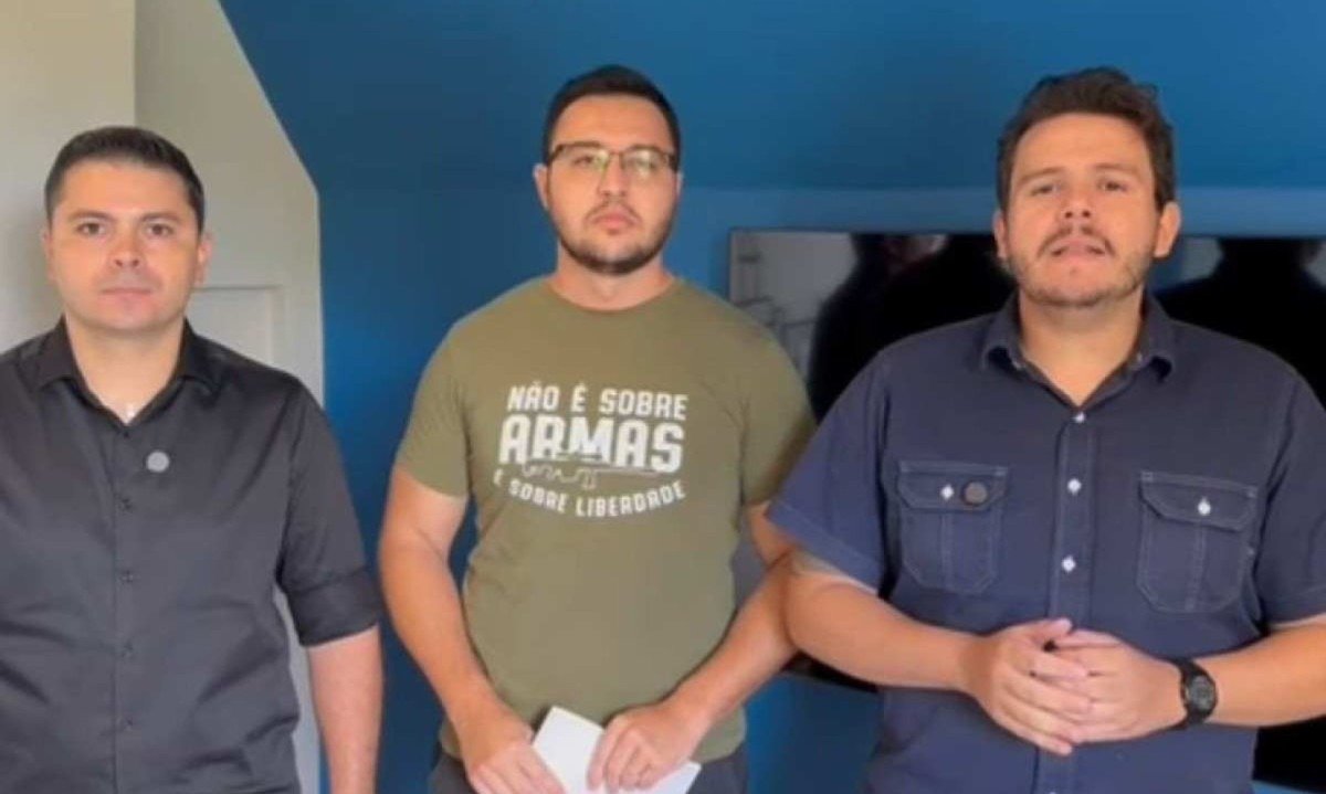 Sargento Jalyson, Vile e Pablo Almeida, do PL, divulgaram um vídeo nas redes sociais chamando a reforma administrativa de 'Projeto Paga Boleto' -  (crédito: Reprodução/Redes sociais)