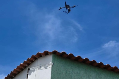 BH usa drones para mapear e eliminar focos do Aedes aegypti -  (crédito: Jair Amaral/EM/D.A.Press)