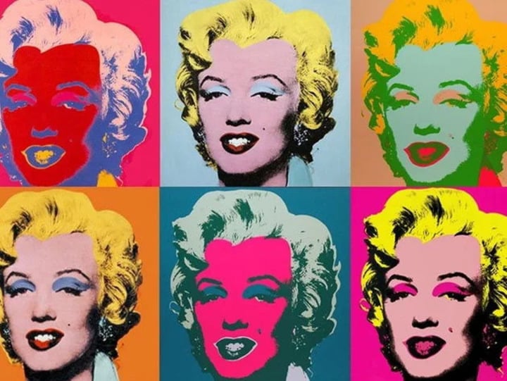 Entre as produções mais famosas do artista norte-americano está um conjunto de retratos de Marilyn Monroe, uma das maiores estrelas de Hollywood em todos os tempos. Eles foram feitos após a morte precoce da atriz aos 36 anos, em 1962. 
