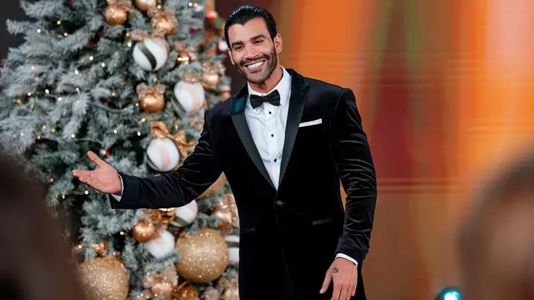 Gusttavo Lima na gravação do especial de Natal do SBT -  (crédito: Reprodução/Instagram/Contigo)