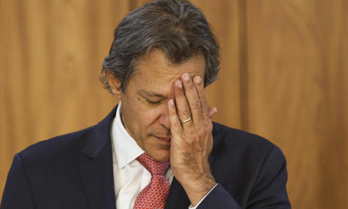  Bras..lia (DF), 17/09/2024 - O ministro da Fazenda, Fernando Haddad, durante solenidade de assinatura de conv..nio entre o Sebrae e a Ag..ncia Brasileira de Promo....o de Exporta....es e Investimentos (ApexBrasil), no Pal..cio do Planalto. Foto: Marcelo Camargo/Ag..ncia Brasil
     -  (crédito:  Marcelo Camargo/Agência Brasil)