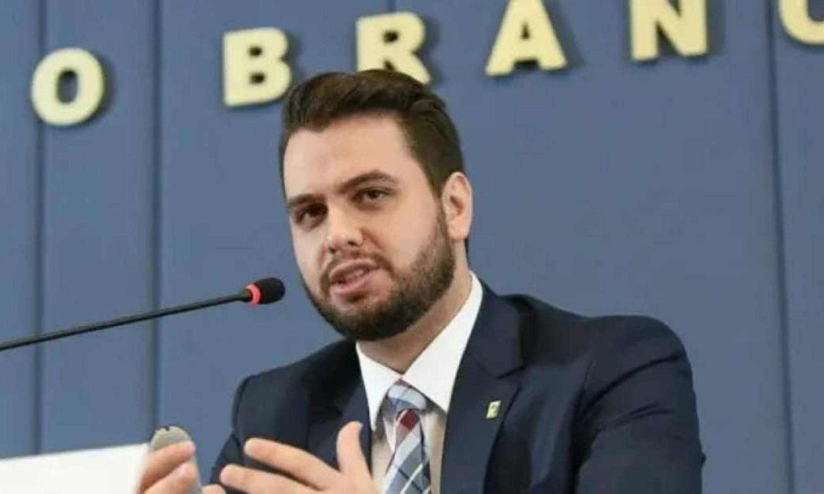 Um depoimento de Filipe Martins em sua defesa, no Congresso Nacional neste momento, seria um tiro contra o inquérito. - (crédito: Arthur Max/MRE) Um depoimento de Filipe Martins em sua defesa, no Congresso Nacional neste momento, seria um tiro contra o inquérito. - (crédito: Arthur Max/MRE)