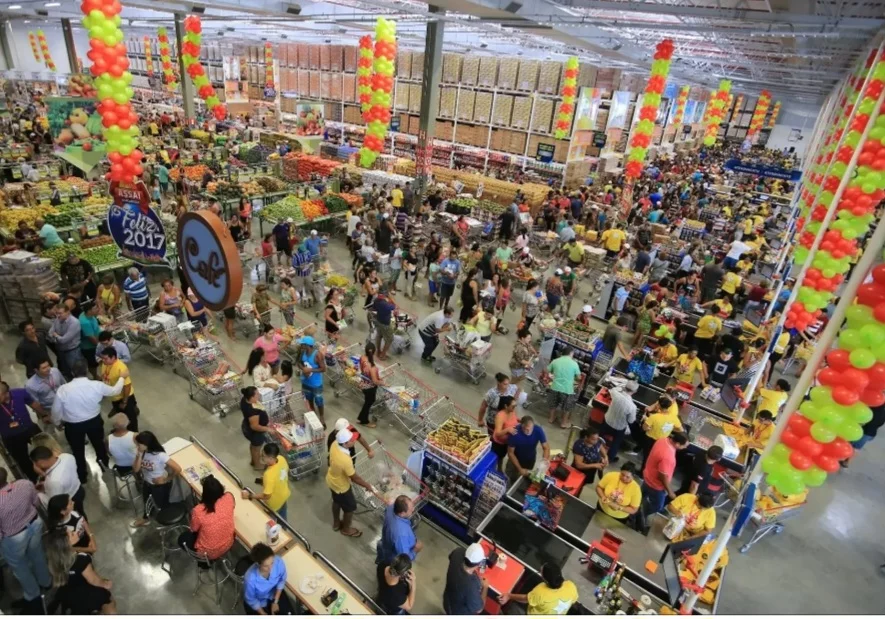 Supermercados de BH e outras 16 cidades não podem abrir no Natal e Ano Novo