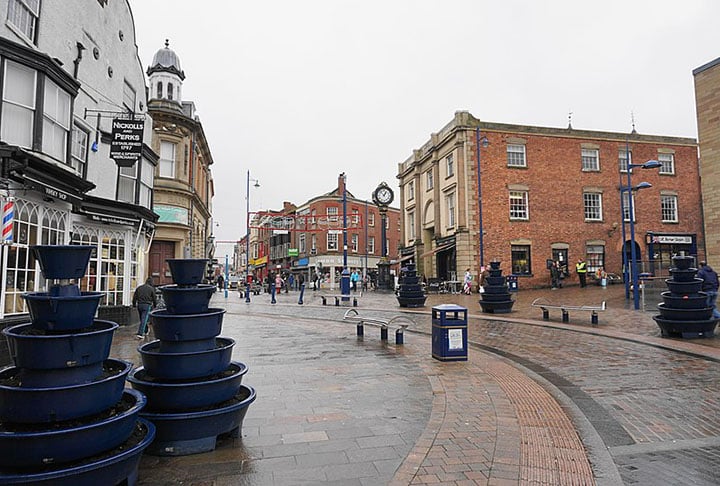 O caso ocorreu na cidade de Birmingham, que fica na região central da Grã-Bretanha. É a segunda mais populosa da Inglaterra, com 1,1 milhão de habitantes, atrás apenas de Londres.