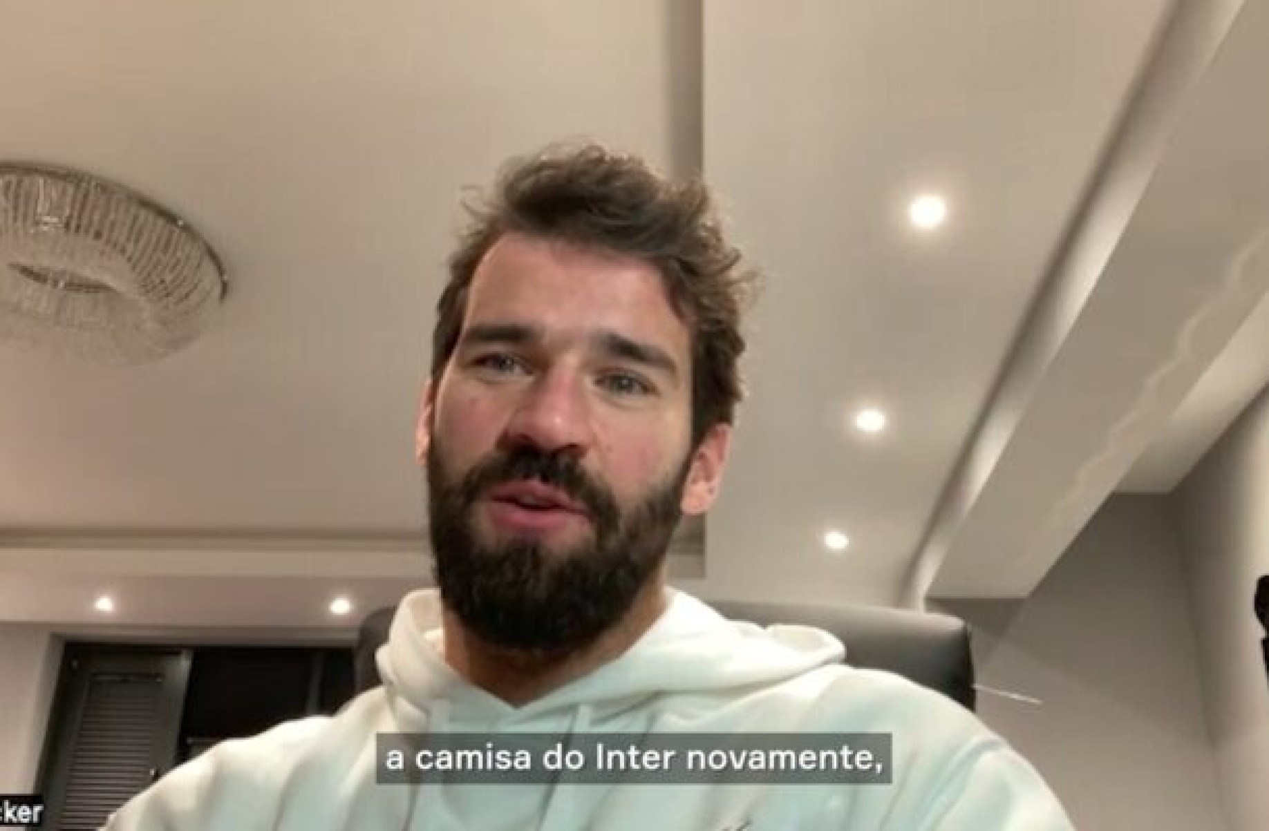 Alisson vê evolução da Seleção Brasileira, mas cobra resultados em campo