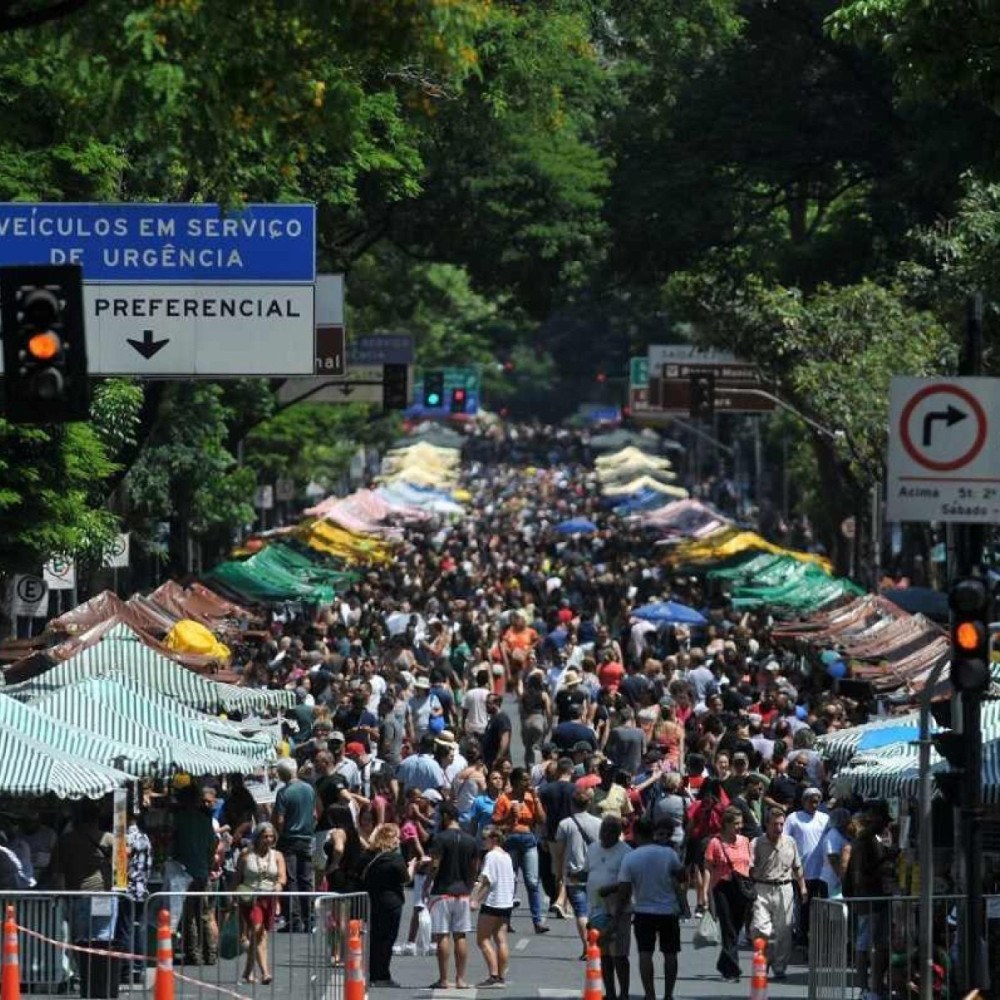 Bh: feira hippie tem segurança reforçada por drones e câmeras