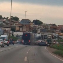 Anel Rodoviário de BH: grave acidente entre ônibus e carros deixa feridos - Imagens cedidas