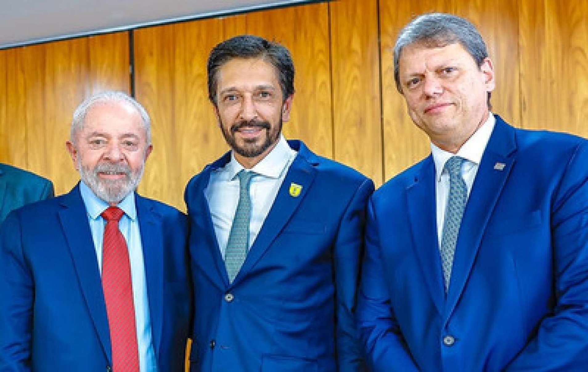 O presidente Lula, o prefeito de São Paulo Ricardo Nunes, e o governador de São Paulo, Tarcísio de Freitas -  (crédito: Flickr/Palácio do Planalto)