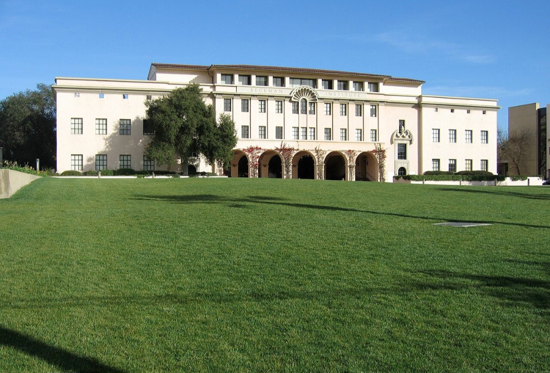 Pesquisadores do Instituto de Tecnologia da Califórnia, o Caltech (foto) criaram uma água-viva biônica que vai auxiliar nos estudos sobre as profundezas do oceano.